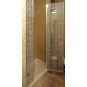Дверь в душевую нишу распашная LUX DOOR GK-602B GuteWetter