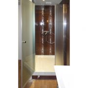 Дверь в душевую нишу распашная LUX DOOR GK-602B GuteWetter