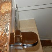 Дверь в душевую нишу двухсегментная распашная LUX DOOR GK-002B GuteWetter